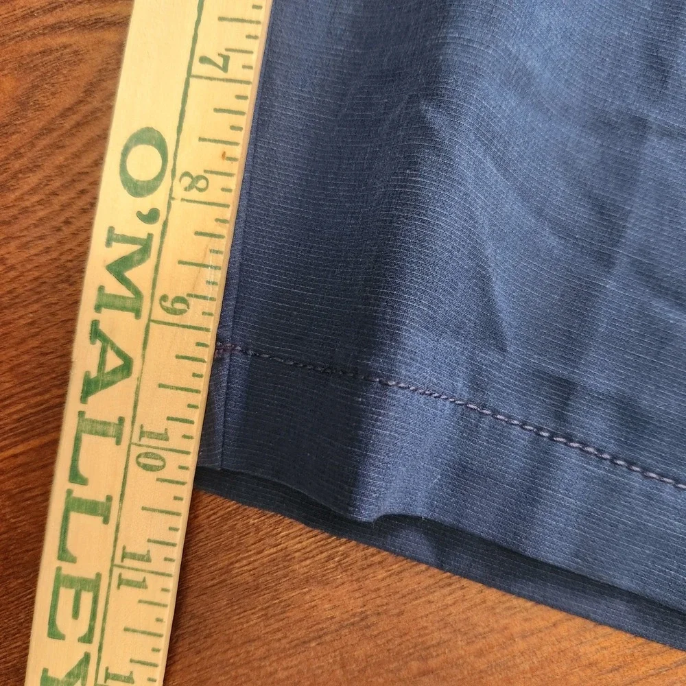 Banana Republic Navy Blue Mens flat‎ front Shorts size 38